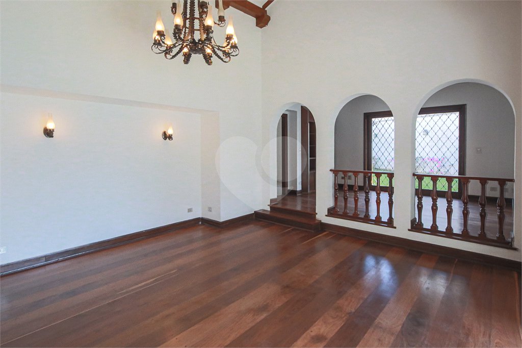 Casa Térrea à venda ou para alugar com 4 quartos, sendo 3 suítes, em Alto da Boa Vista, São Paulo, SP