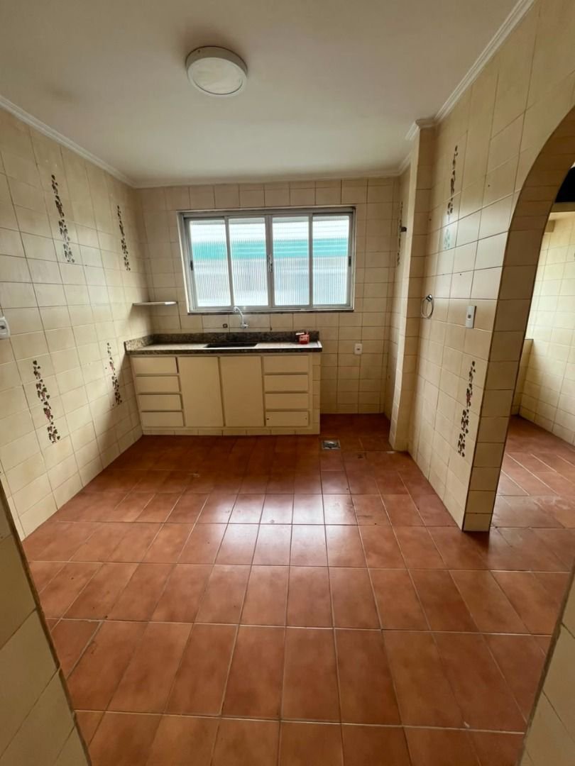 Apartamento com 3 dormitórios à venda, 72 m² por R$ 315.000 - Aparecida BNH- Santos/SP