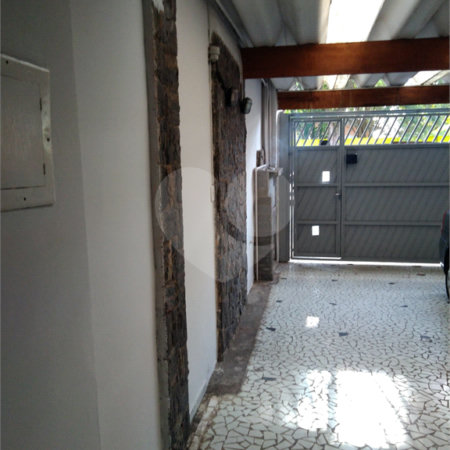 Sobrado à venda com 3 quartos em Vila Cordeiro, São Paulo, SP