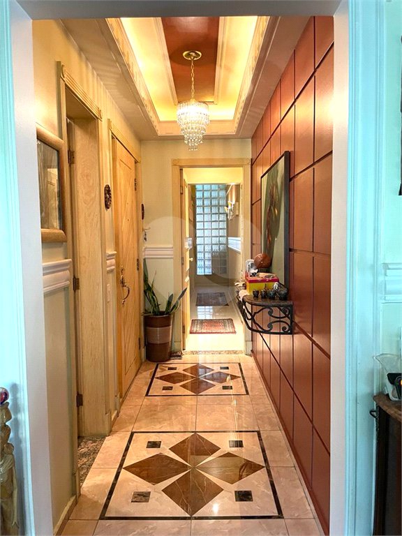 Apartamento à venda ou para alugar com 4 quartos, sendo 3 suítes, em Jardim Vitória Régia, São Paulo, SP