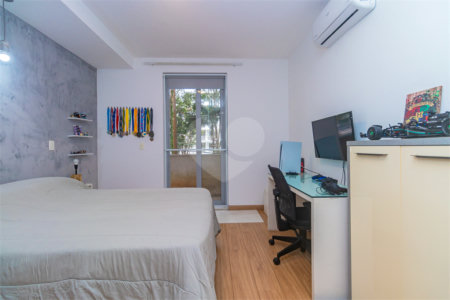Casa à venda com 4 suítes no condomínio Vila Inglesa, São Paulo - SP