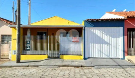 Casa à venda com 3 quartos, sendo 1 suíte,  em Vila Vendramini, Itapetininga, SP
