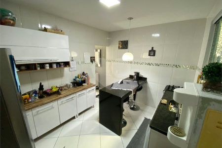 Casa à venda com 2 suítes no condomínio Estrada Meringuava 1825, Rio de Janeiro - RJ