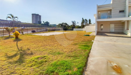 Casa à venda com 2 suítes no condomínio Residencial Américo Figueiredo, Sorocaba - SP