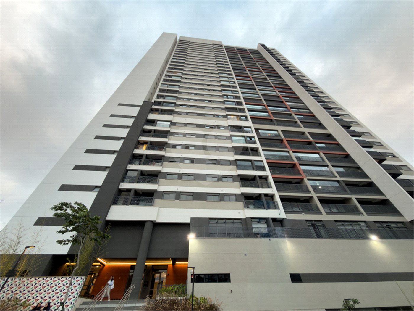 Apartamento à venda ou para alugar com 1 quarto em Vila Pompéia, São Paulo, SP