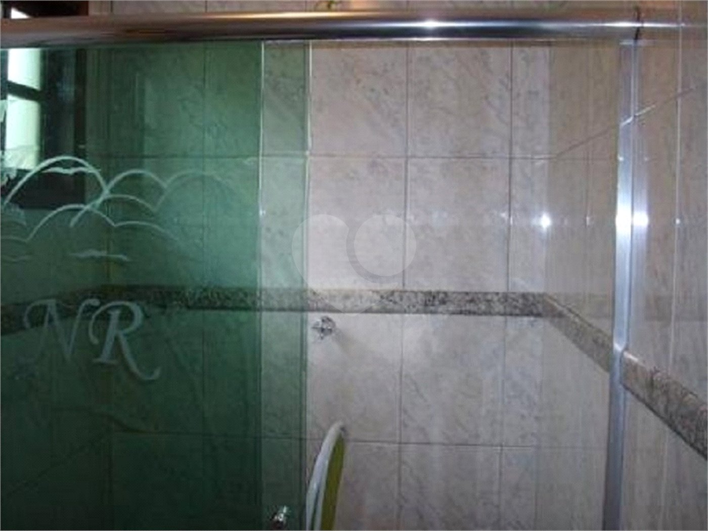 Sobrado à venda com 4 quartos, sendo 3 suítes, em Vila Irmãos Arnoni, São Paulo, SP