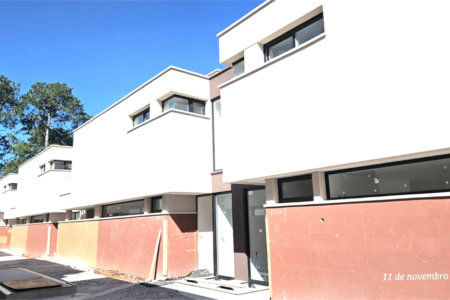 Casa à venda com 4 suítes no condomínio Garda, São Paulo - SP