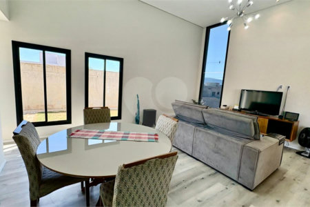 Casa à venda com 3 suítes no condomínio Village Ipanema 2, Araçoiaba da Serra - SP