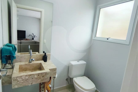 Casa à venda com 3 suítes no condomínio Piemonte, Vinhedo - SP