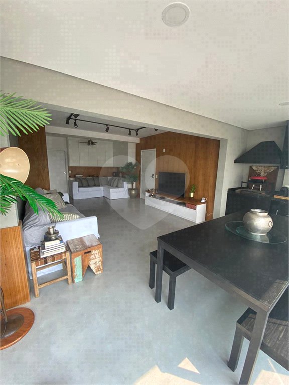 Apartamento à venda com 3 suítes em Tatuapé, São Paulo, SP