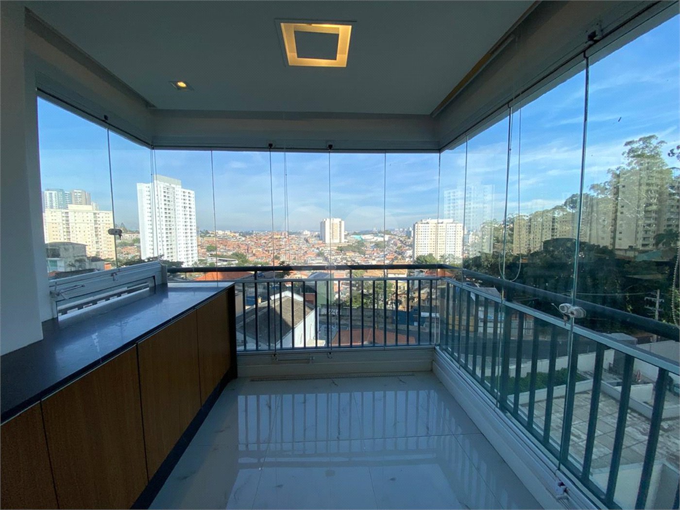Apartamento à venda com 2 quartos, sendo 1 suíte,  em Jardim Caboré, São Paulo, SP