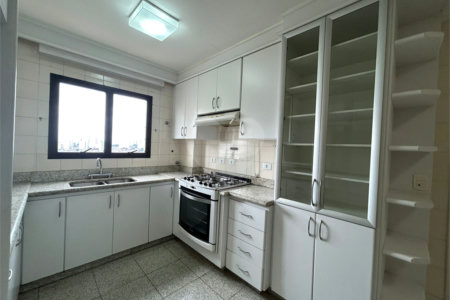 Apartamento à venda com 3 quartos, sendo 1 suíte,  em Vila Brasilina, São Paulo, SP
