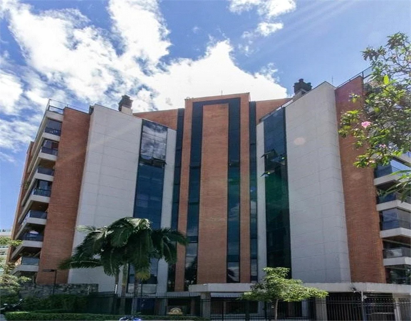 Cobertura à venda com 4 suítes em Vila Sônia, São Paulo, SP