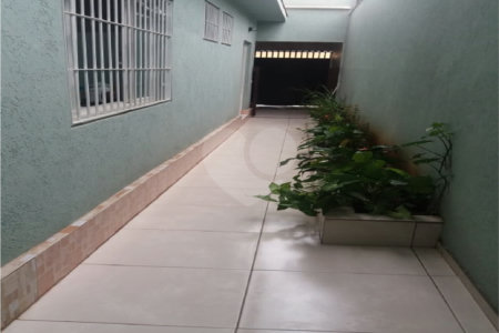 Sobrado à venda com 2 quartos, sendo 1 suíte,  em Jardim Raposo Tavares, São Paulo, SP