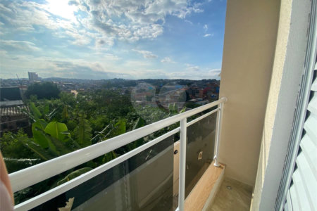 Casa para alugar com 2 suítes no condomínio Residencial Vila Amélia, Poá - SP