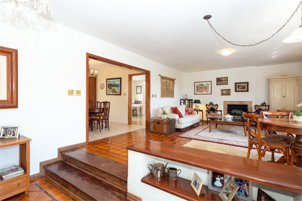 Casa Térrea à venda com 3 quartos, sendo 1 suíte, em Brooklin, São Paulo, SP
