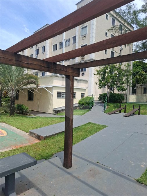 Apartamento à venda com 21 quartos, sendo 1 suíte, em Guaratiba, Rio de Janeiro, RJ