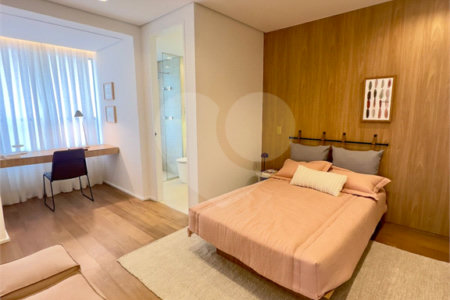 Apartamento à venda com 3 suítes em Brooklin Paulista, São Paulo, SP
