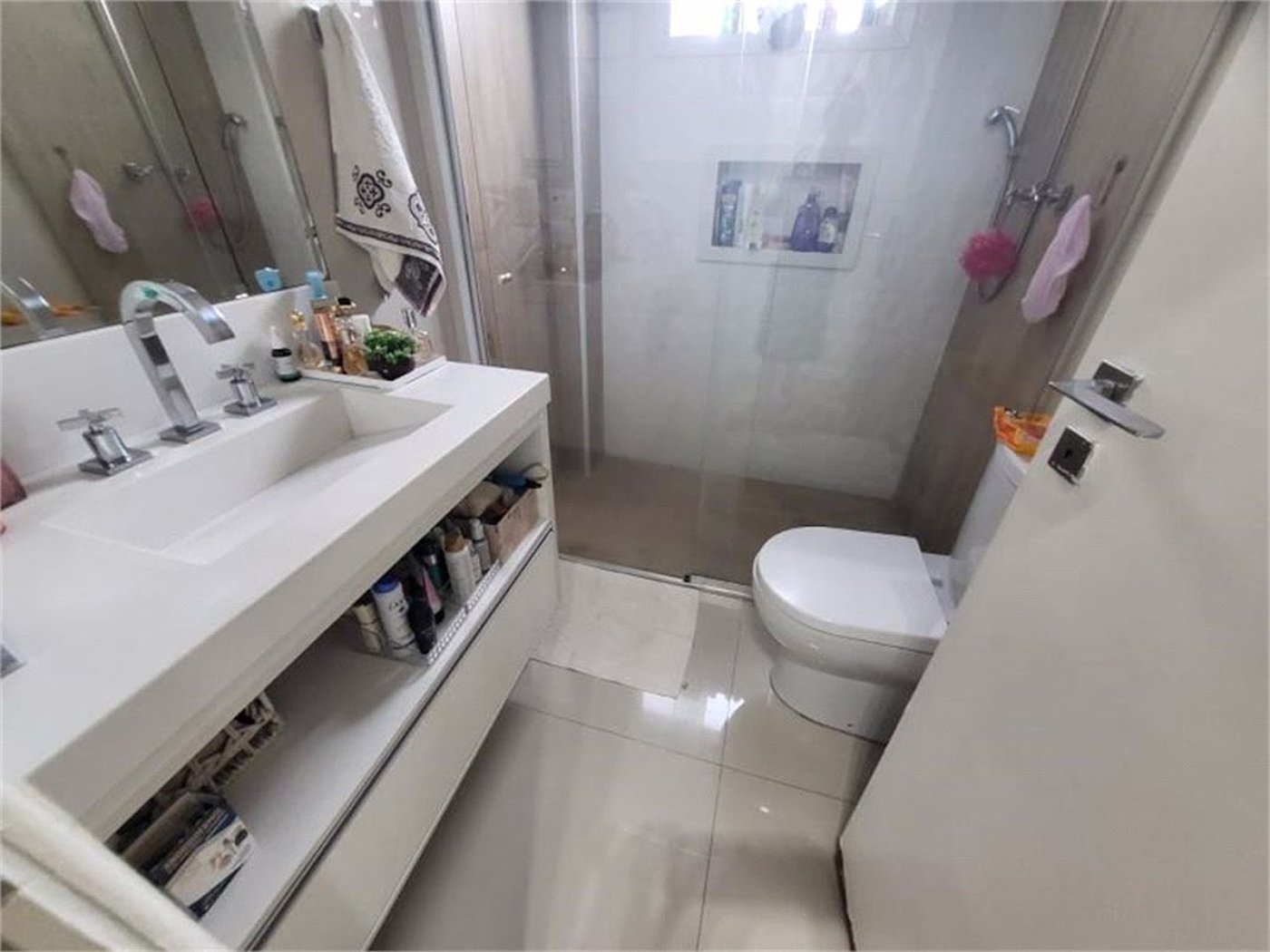Apartamento Residencial à venda, Itararé, São Vicente - AP1404.
