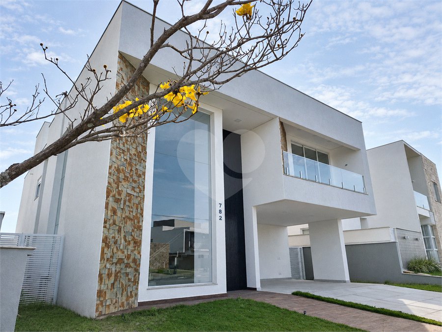 Casa à venda com 4 suítes no condomínio Alphaville Nova Esplanada 1, Votorantim - SP
