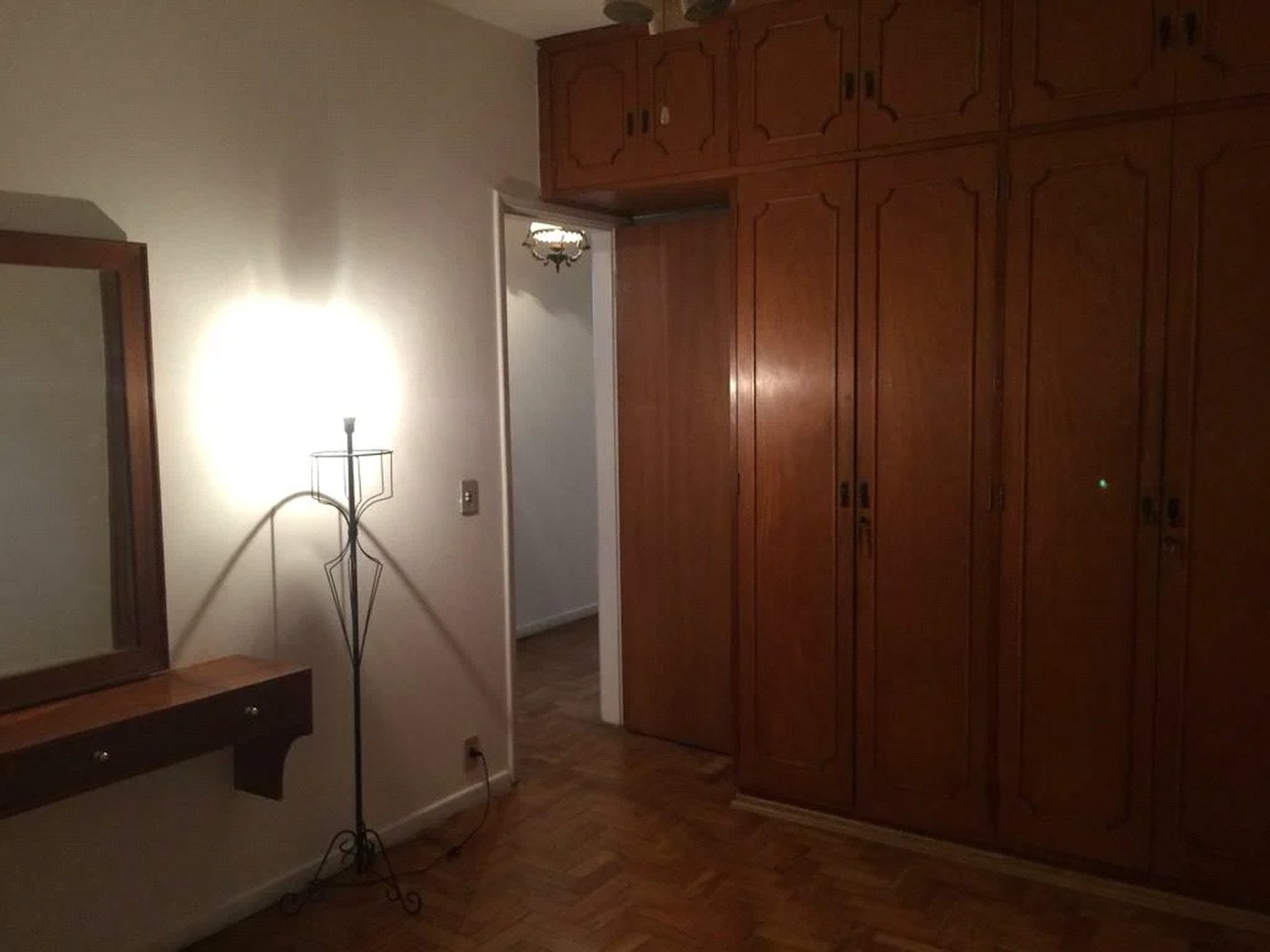 Casa à venda com 3 quartos, sendo 1 suíte, em Vila Gomes, São Paulo, SP