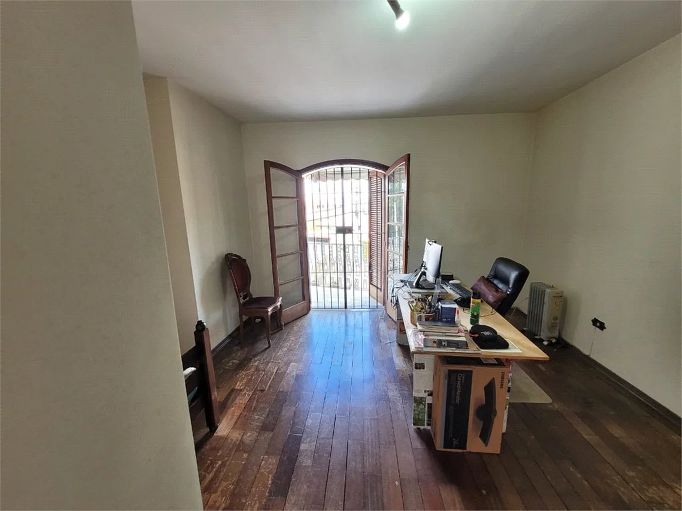 Casa à venda com 3 quartos, sendo 1 suíte,  em Parque da Lapa, São Paulo, SP
