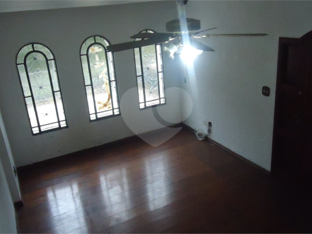 Sobrado à venda com 3 quartos, sendo 2 suítes,  em Mandaqui, São Paulo, SP