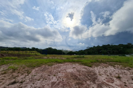 Terreno à venda em Fazenda Capelinha, Mogi das Cruzes, SP