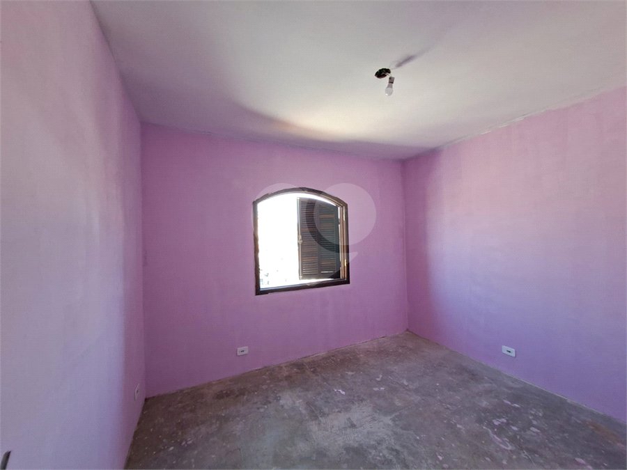 Sobrado à venda com 3 quartos, sendo 1 suíte,  em Jardim Esmeralda, São Paulo, SP