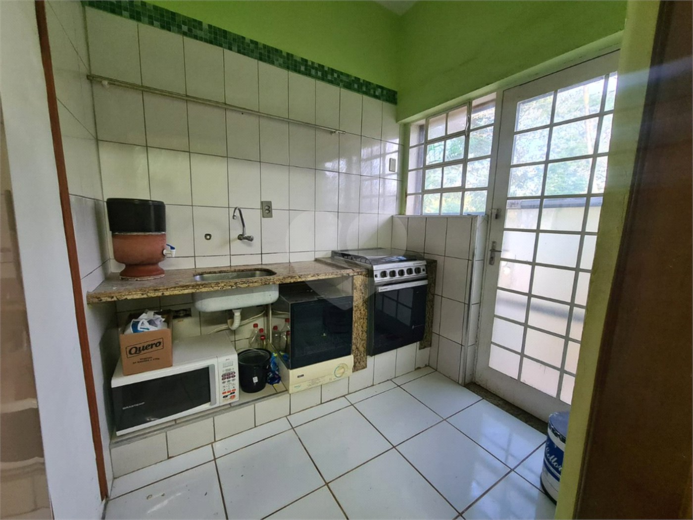 Casa à venda com 3 quartos, sendo 1 suíte, no Centro, Araçoiaba da Serra, SP