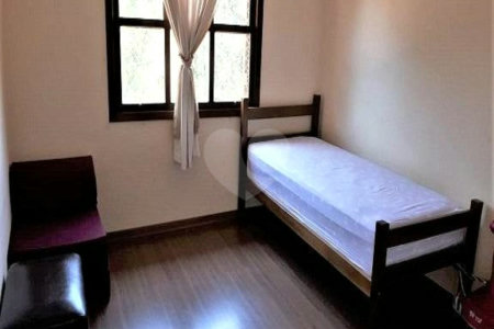 Casa à venda com 4 quartos, sendo 2 suítes,  em Jardim Olympia, São Paulo, SP