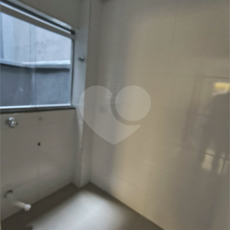 Apartamento à venda com 2 quartos em Vila Guilhermina, São Paulo, SP