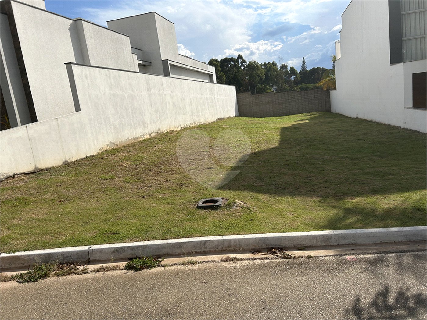 Terreno à venda em Loteamento Residencial Villágio Di Capri, Votorantim, SP