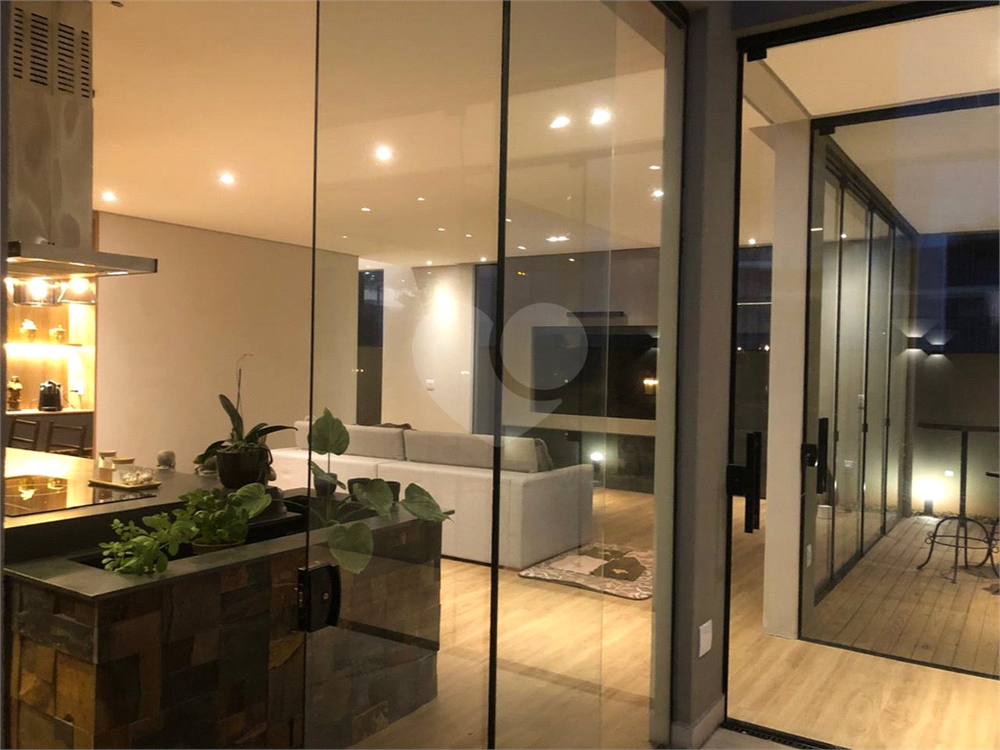 Casa à venda com 3 suítes em Jandira, Jandira, SP