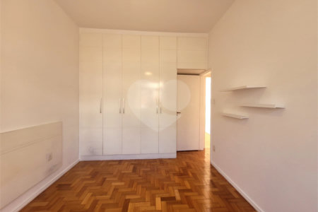 Apartamento à venda com 3 quartos, sendo 1 suíte, em Tijuca, Rio de Janeiro, RJ