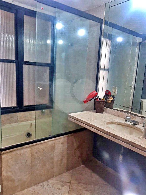 Apartamento à venda com 4 quartos, sendo 3 suítes,  em Itaim Bibi, São Paulo, SP