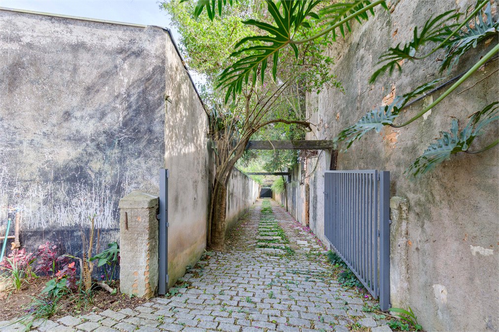 Casa Térrea à venda com 3 quartos, sendo 1 suíte, em Jardim Petrópolis, São Paulo, SP