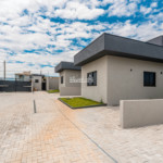 Casa térrea à venda com 3 quartos, sendo 1 suíte, no condomínio Flores da Usina, Atibaia - SP