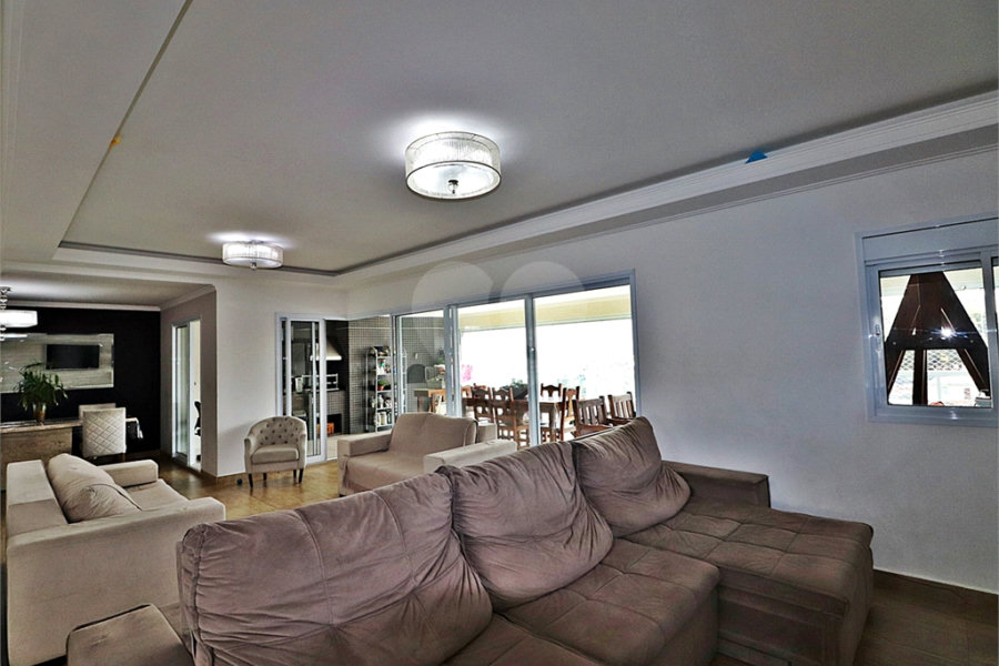 Apartamento à venda com 3 suítes em Santa Teresinha, São Paulo, SP