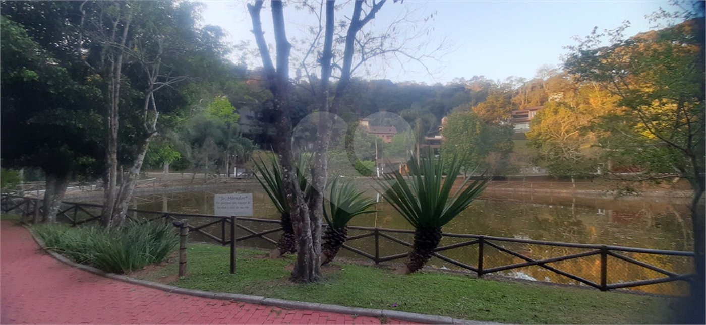 Terreno à venda no condomínio Parque Imperial da Cantareira, Mairiporã - SP