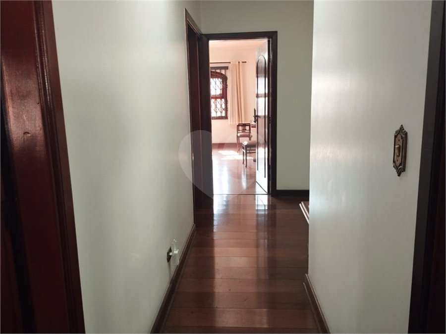 Sobrado à venda com 4 quartos, sendo 1 suíte, em Tremembé, São Paulo, SP