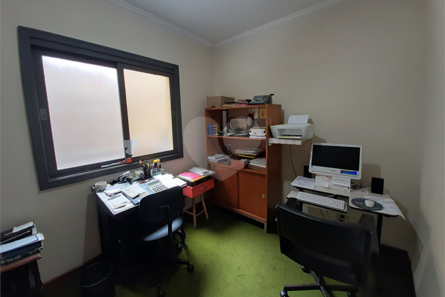 Casa Térrea à venda com 4 quartos, sendo 1 suíte,  em Jardim França, São Paulo, SP