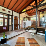 Casa à venda com 4 suítes no condomínio Jardim Mediterrâneo, Cotia - SP
