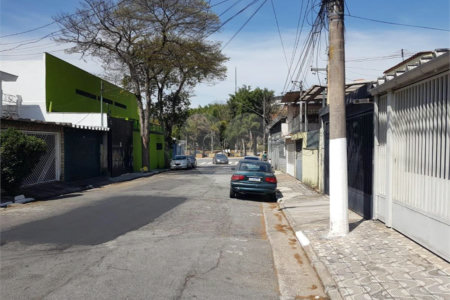 Sobrado à venda com 3 quartos, sendo 1 suíte, em Cidade Vargas, São Paulo, SP