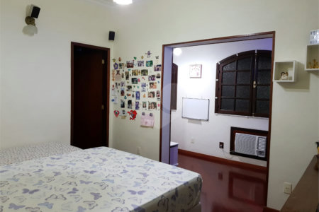 Casa de Vila à venda com 4 quartos, sendo 3 suítes,  em Tijuca, Rio de Janeiro, RJ