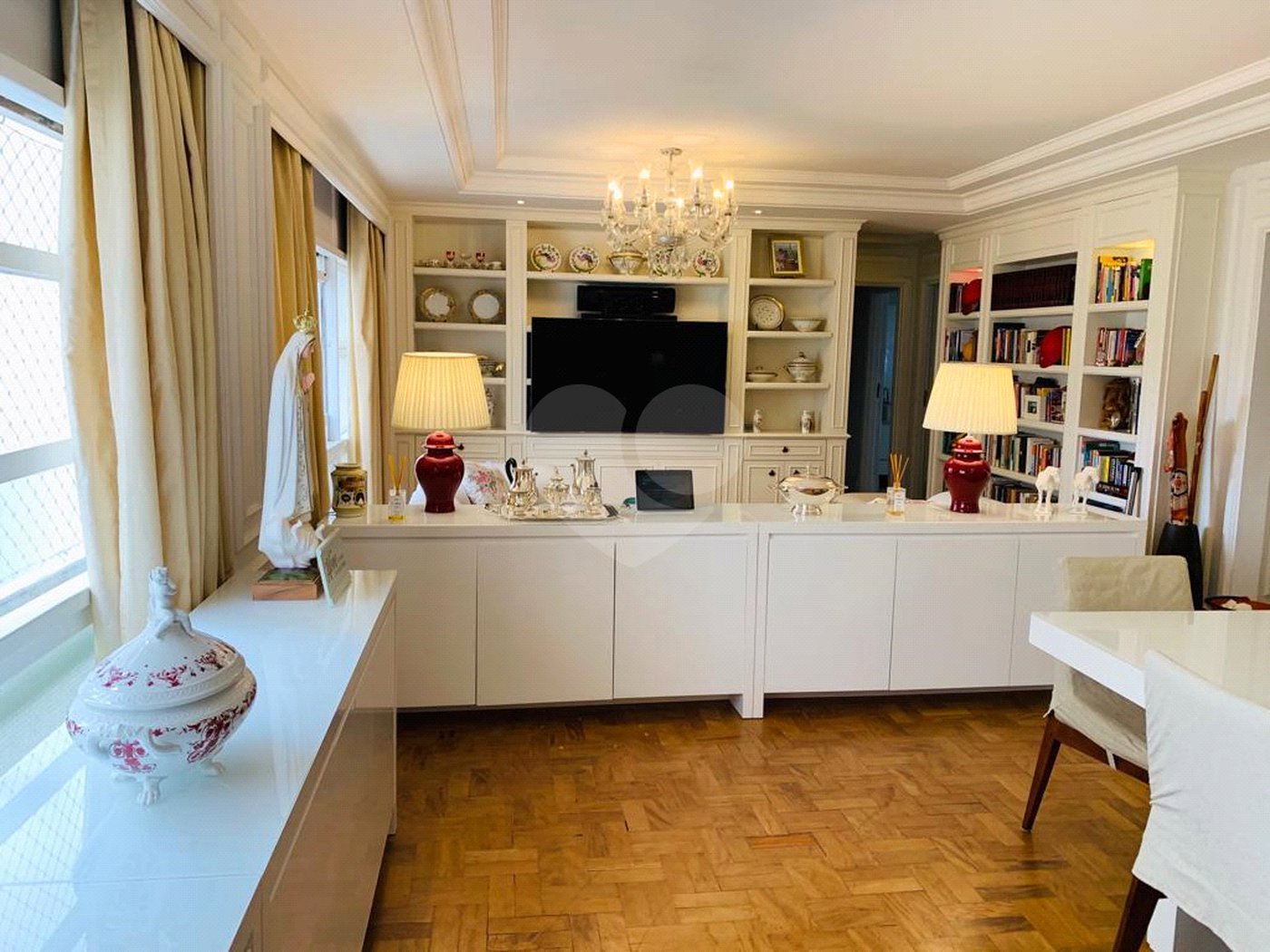 Apartamento à venda com 3 quartos, sendo 1 suíte, em Jardim Paulista, São Paulo, SP