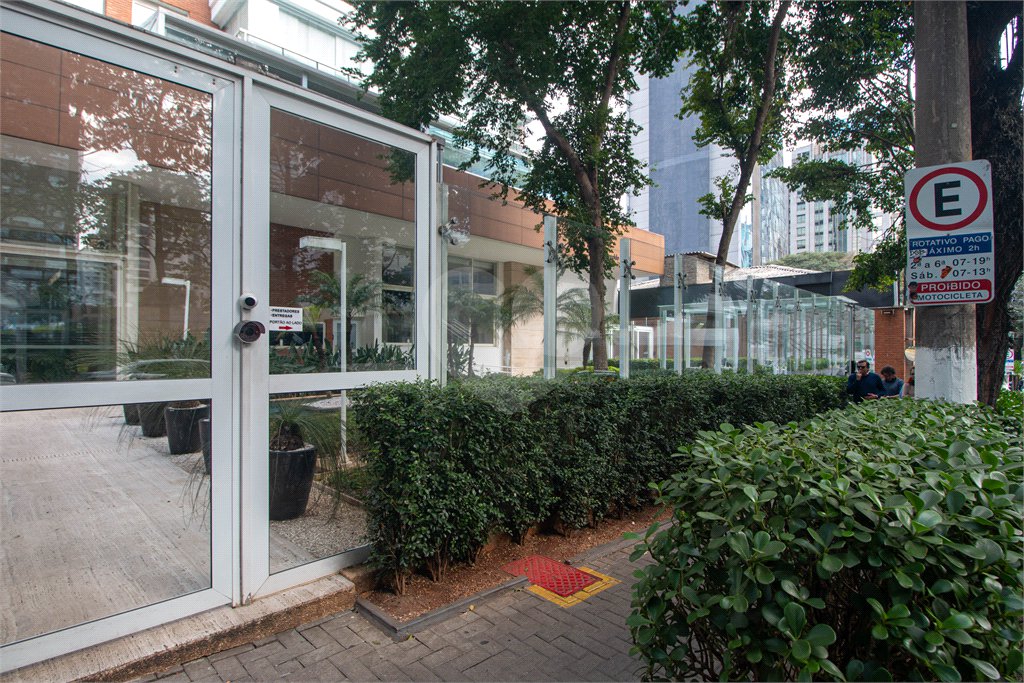 Apartamento à venda ou para alugar com 1 suíte em Itaim Bibi, São Paulo, SP