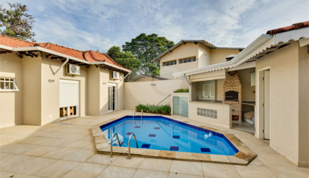 Casa de Vila à venda com 4 quartos, sendo 2 suítes,  em Campo Grande, São Paulo, SP