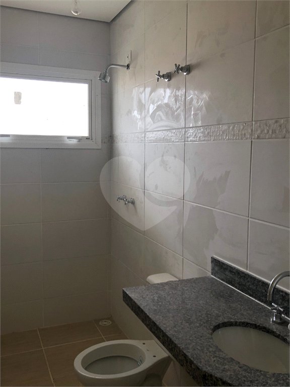 Casa Térrea à venda com 3 quartos, sendo 1 suíte,  no Centro, Bom Jesus dos Perdões, SP
