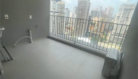 Apartamento à venda ou para alugar com 2 suítes em Jardim das Acácias, São Paulo, SP